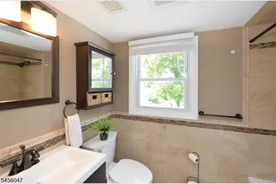 56 Schuyler Ave, Pompton Lakes, NJ 07442 - Photo 21