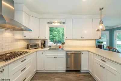 25 Crestwood Ave West, Fairfield, NJ 07004 - Photo 11