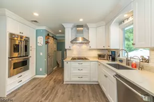 25 Crestwood Ave W, Fairfield, NJ 07004 - Photo 13