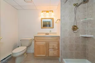 25 Crestwood Ave W, Fairfield, NJ 07004 - Photo 41