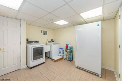 25 Crestwood Ave West, Fairfield, NJ 07004 - Photo 39