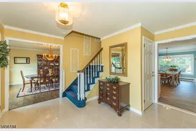 25 Crestwood Ave West, Fairfield, NJ 07004 - Photo 3