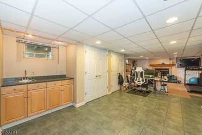 25 Crestwood Ave West, Fairfield, NJ 07004 - Photo 37