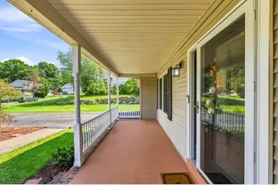 18 Lauren Ct, Byram Township, NJ 07874 - Photo 5