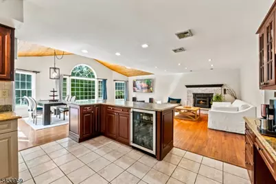 18 Lauren Ct, Byram Township, NJ 07874 - Photo 9
