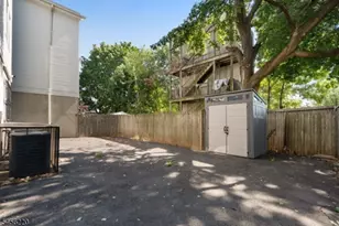 33-35 Pierce St, Newark, NJ 07103 - Photo 21