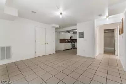 33-35 Pierce St, Newark, NJ 07103 - Photo 9