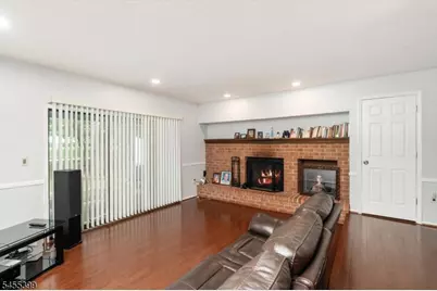 4 Pear Tree Ln, Franklin Township, NJ 08823 - Photo 13