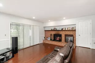 4 Pear Tree Ln, Franklin Township, NJ 08823 - Photo 13