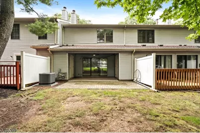 4 Pear Tree Ln, Franklin Township, NJ 08823 - Photo 27
