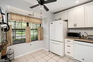 4 Pear Tree Ln, Franklin Township, NJ 08823 - Photo 5