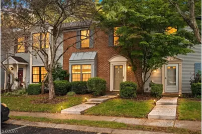 4 Pear Tree Ln, Franklin Township, NJ 08823 - Photo 1