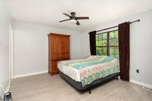 4 Pear Tree Ln, Franklin Township, NJ 08823 - Photo 15