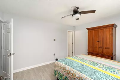 4 Pear Tree Ln, Franklin Township, NJ 08823 - Photo 17