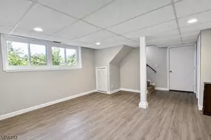 131 Munsonhurst Rd, Franklin, NJ 07416 - Photo 15