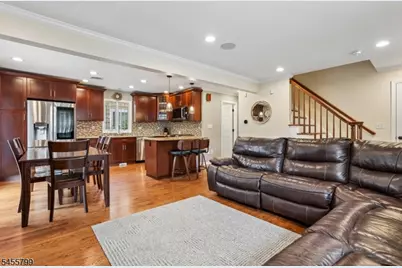 74 Overhill Rd, Belleville, NJ 07109 - Photo 9