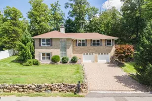 27 Dalewood Rd, Wayne, NJ 07470 - Photo 1