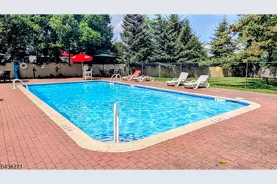 180-68 Littleton Rd, Parsippany, NJ 07054 - Photo 17