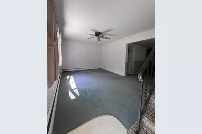194 Tomahawk Trl, Byram Township, NJ 07871 - Photo 3