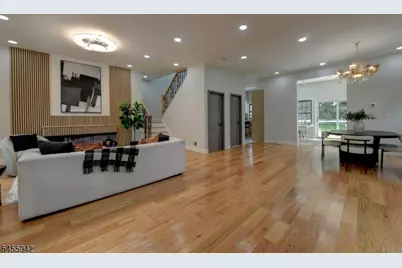 49 Longview Ave, Parsippany, NJ 07034 - Photo 5