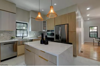 49 Longview Ave, Parsippany, NJ 07034 - Photo 13