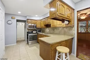 518 Orchard Pl, Old Bridge Township, NJ 08879 - Photo 27