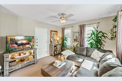 26 Pulaski St, Bloomfield, NJ 07003 - Photo 5