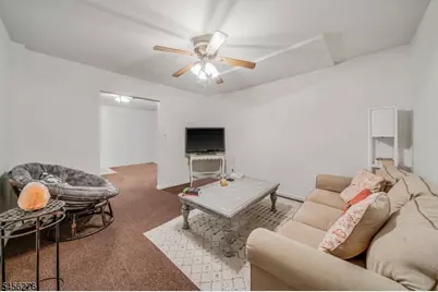 11 Ledgerock Ct, Parsippany, NJ 07950 - Photo 37