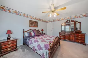 11 Ledgerock Ct, Parsippany, NJ 07950 - Photo 23
