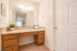 11 Ledgerock Ct, Parsippany, NJ 07950 - Photo 19