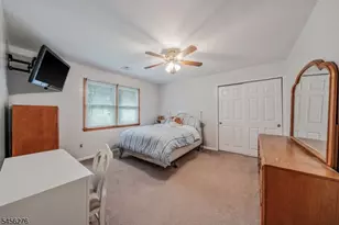 11 Ledgerock Ct, Parsippany, NJ 07950 - Photo 29