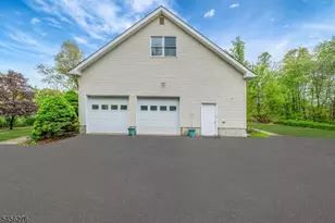 11 Ledgerock Ct, Parsippany, NJ 07950 - Photo 43