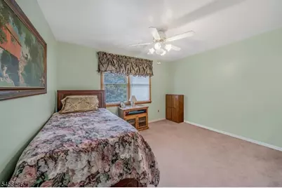 11 Ledgerock Ct, Parsippany, NJ 07950 - Photo 31