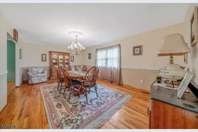 11 Ledgerock Ct, Parsippany, NJ 07950 - Photo 9