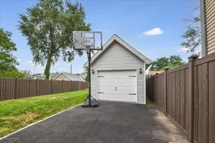 19 Field Rd, Maplewood, NJ 07040 - Photo 27
