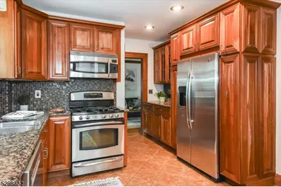 19 Field Rd, Maplewood, NJ 07040 - Photo 11