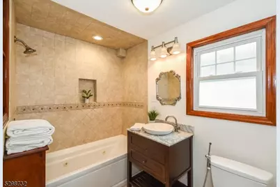 19 Field Rd, Maplewood, NJ 07040 - Photo 17