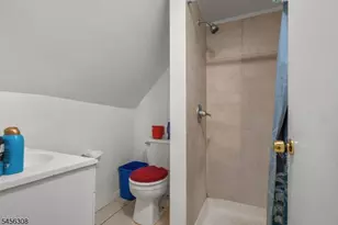 4 Gillies St, Clifton, NJ 07013 - Photo 13