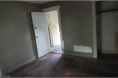 11 Belmont St, Englewood, NJ 07631 - Photo 11