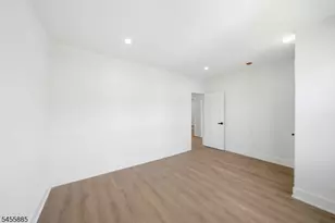 66 Girard Pl, Newark, NJ 07108 - Photo 17