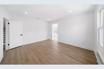 66 Girard Pl, Newark, NJ 07108 - Photo 19