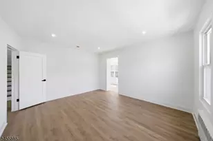 66 Girard Pl, Newark, NJ 07108 - Photo 19