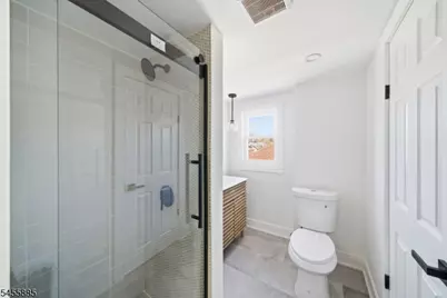66 Girard Pl, Newark, NJ 07108 - Photo 23