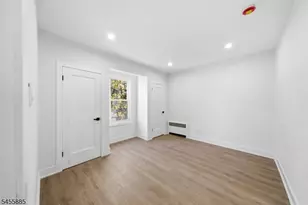 66 Girard Pl, Newark, NJ 07108 - Photo 21