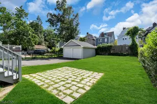 398 Hillside Ave, Orange, NJ 07050 - Photo 21