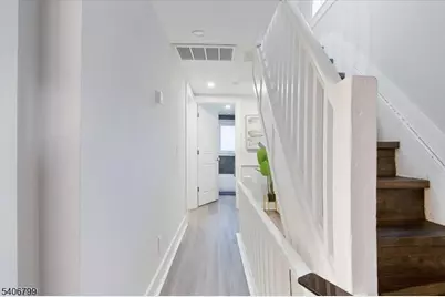 113 Sanford St, East Orange, NJ 07018 - Photo 7