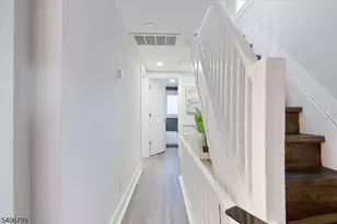 113 Sanford St, East Orange, NJ 07018 - Photo 7