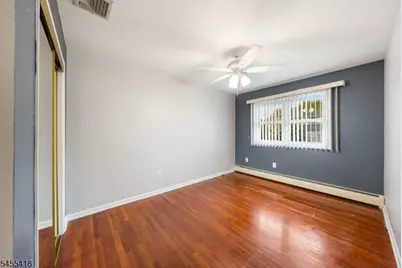 856 Mitchell Ave, Union Township, NJ 07083 - Photo 19