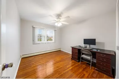 856 Mitchell Ave, Union Township, NJ 07083 - Photo 17