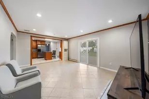 856 Mitchell Ave, Union Township, NJ 07083 - Photo 9